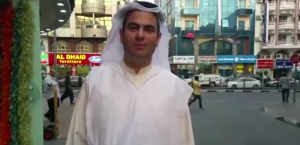 إسرائيلي-يتجول-بثوب-بدبي