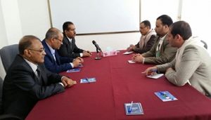 الصماد-مع-الوفد-الزائر