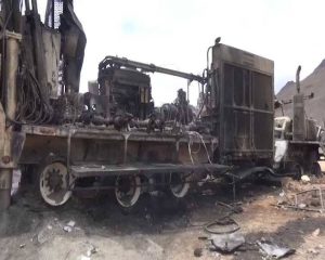 الحفار-بعد-استهدافه-بالغارات