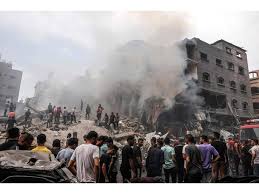 مصادر فلسطينية: 7 شهداء وعدد من الجرحى حصيلة استهداف العدو تجمع قرب مخبز نهاية شارع الجلاء