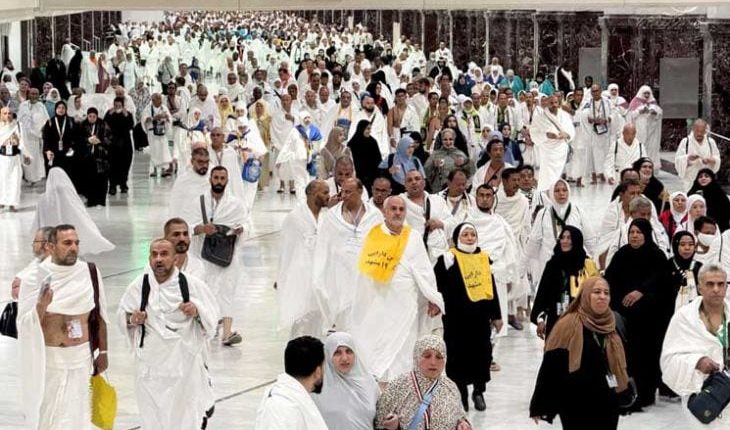 توافد أكثر من مليون مسلم إلى مكة المكرمة قبيل انطلاق موسم الحج